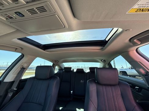 Used 2021 Honda Accord Touring image 16