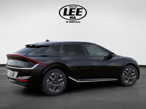 New 2025 Kia EV6 Light image 8