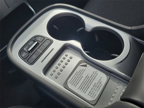 New 2026 Hyundai Ioniq 9 SE image 15