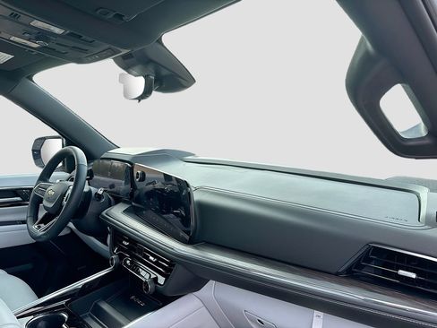 Used 2025 Chevrolet Tahoe Premier image 26