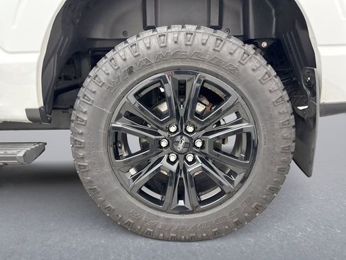 Used 2024 Ford F150 Platinum w/ Equipment Group 702A High AWD/4WD image 27