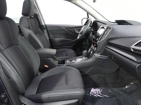 Used 2024 Subaru Forester Premium AWD/4WD image 16
