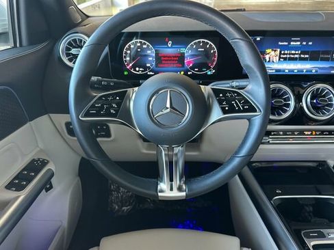 Certified 2025 Mercedes-Benz GLA 250 GLA 250 image 17