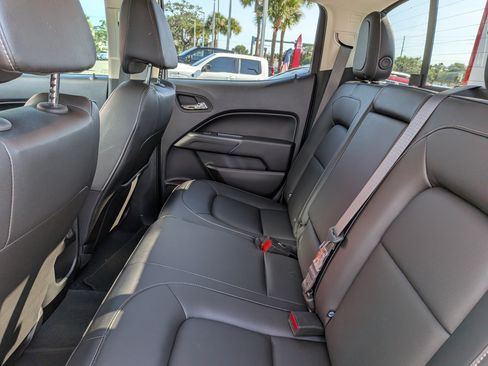 Used 2022 Chevrolet Colorado ZR2 AWD/4WD image 17