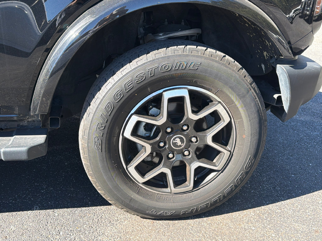 Used 2023 Ford Bronco Outer Banks AWD/4WD image 8