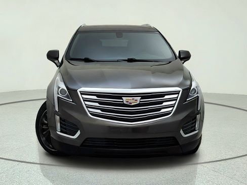 Used 2019 Cadillac XT5 FWD image 3