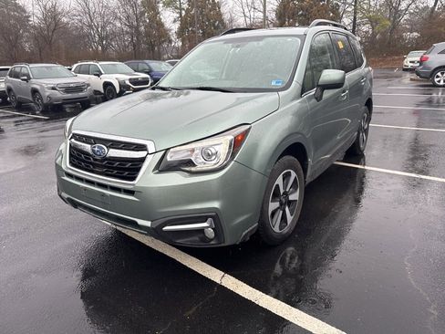 Used 2018 Subaru Forester 2.5i Limited image 3