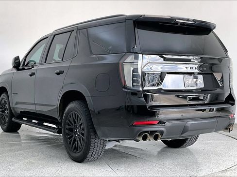 Used 2025 Chevrolet Tahoe Z71 w/ Z71 Off-Road Package AWD/4WD image 15