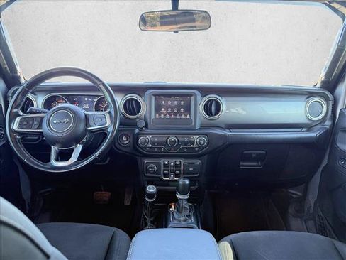 Used 2020 Jeep Wrangler Unlimited Sahara AWD/4WD image 14