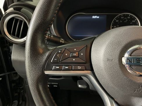 Used 2020 Nissan Kicks SR w/ SR Premium Package image 25