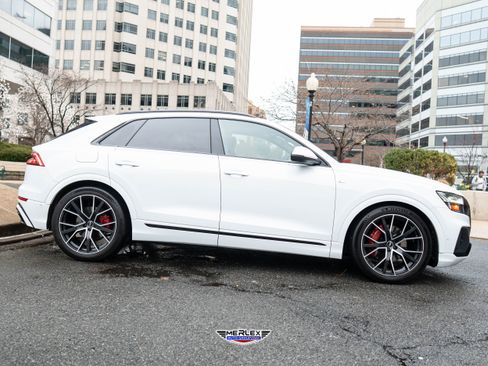 Used 2021 Audi Q8 Prestige w/ Prestige Package AWD/4WD image 8