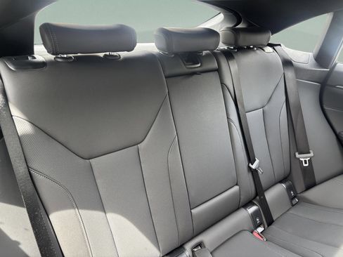 Used 2025 BMW 430i w/ Premium Package RWD image 25