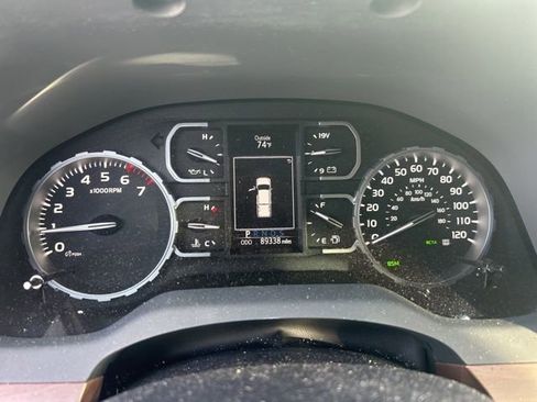 Used 2018 Toyota Tundra Limited w/ Limited Premium Package image 41