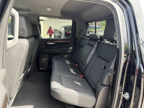 Used 2024 GMC Sierra 1500 Denali w/ Denali Reserve Package image 10