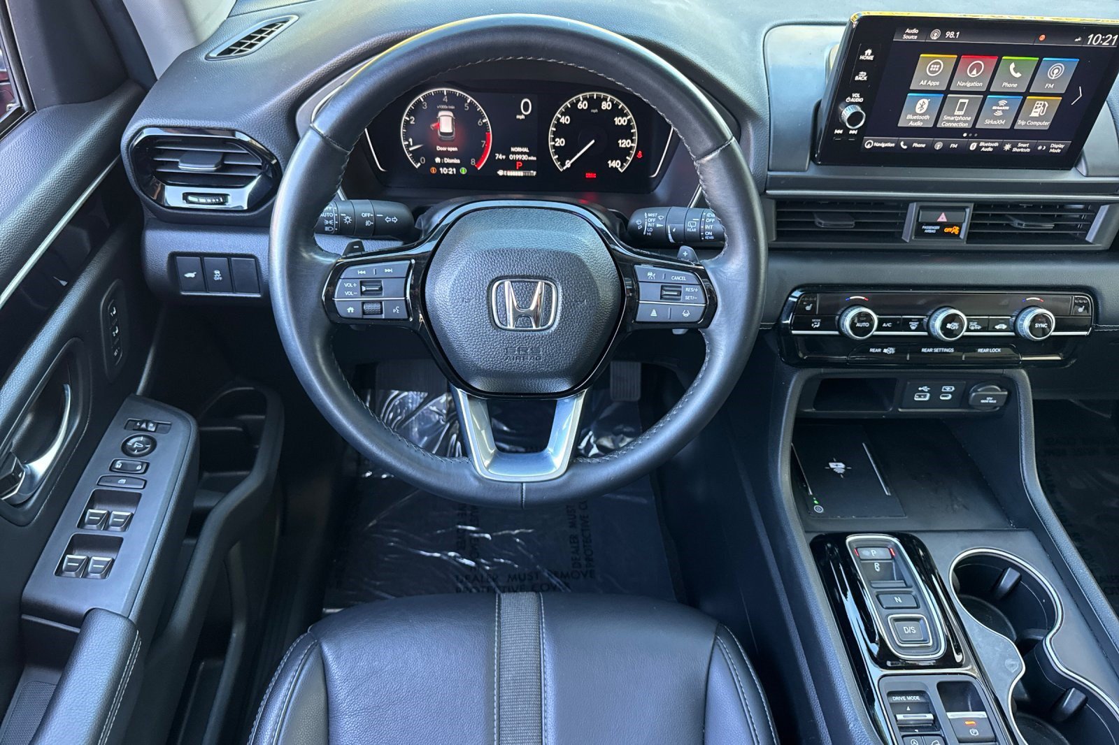 Used 2025 Honda Pilot Touring image 32