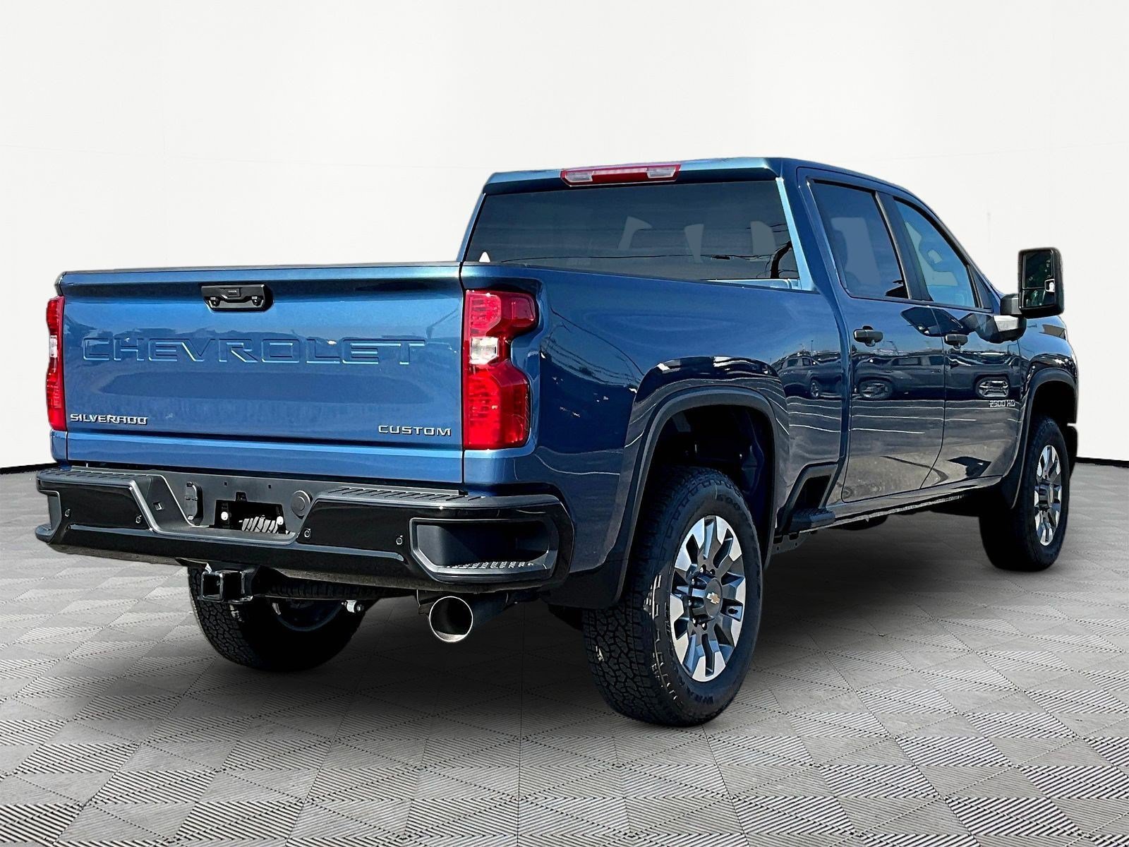 New 2026 Chevrolet Silverado 2500 Custom w/ Custom Value Package AWD/4WD image 7