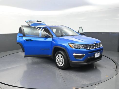 Used 2019 Jeep Compass Sport AWD/4WD image 31