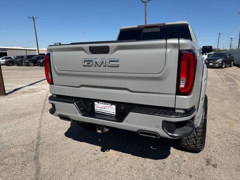 Used 2020 GMC Sierra 1500 SLT w/ SLT Premium Plus Package AWD/4WD image 6
