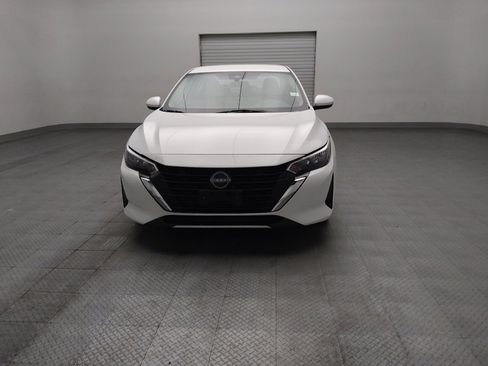 Used 2025 Nissan Sentra SV FWD image 15