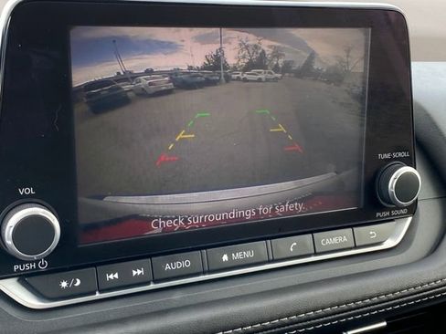 Certified 2023 Nissan Rogue SV image 31