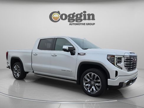 Used 2024 GMC Sierra 1500 Denali w/ Denali Reserve Package image 7