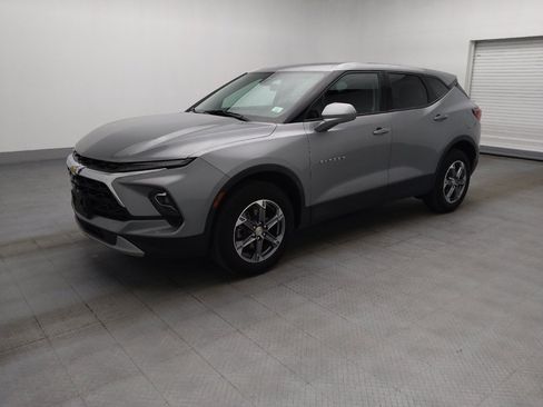 Used 2023 Chevrolet Blazer LT w/ Driver Confidence Package AWD/4WD image 2