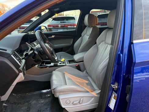 Used 2022 Audi Q5 2.0T Premium Plus w/ Premium Plus Package image 19