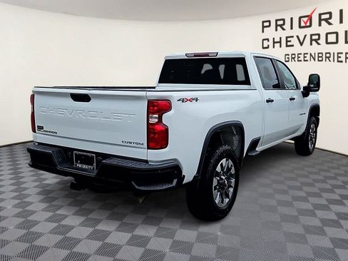 Certified 2023 Chevrolet Silverado 2500 Custom w/ Custom Convenience Package AWD/4WD image 8