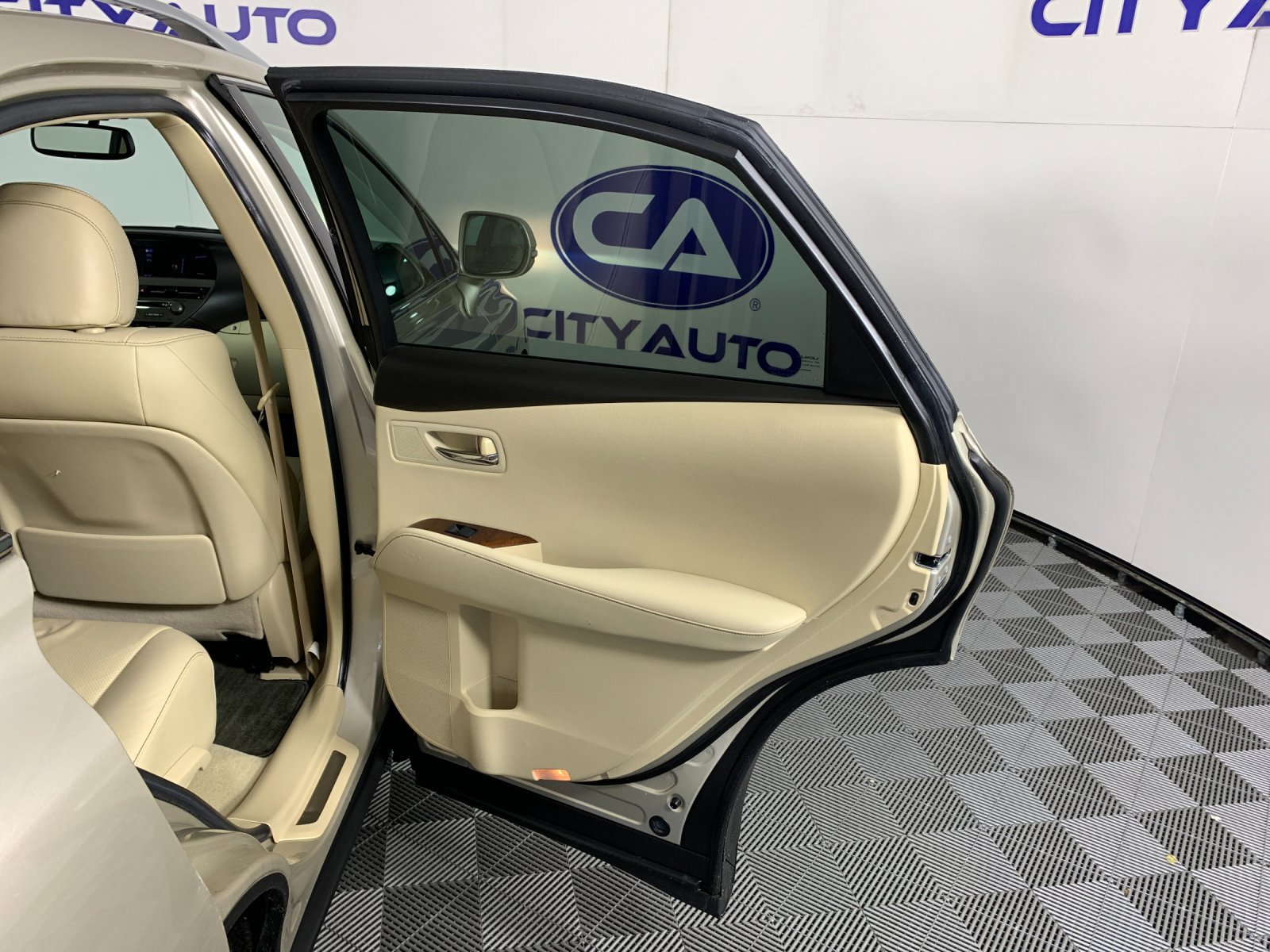 Used 2013 Lexus RX 350 FWD w/ Navigation Pkg image 35