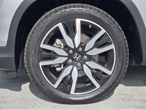 Used 2019 Honda Pilot Elite image 10