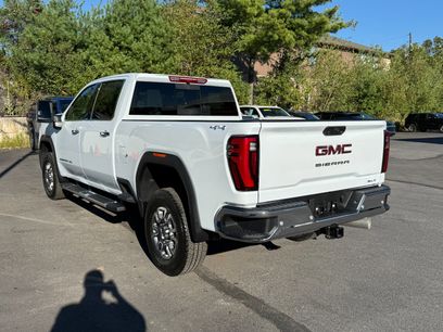 New 2026 GMC Sierra 2500 SLT w/ SLT Premium Package