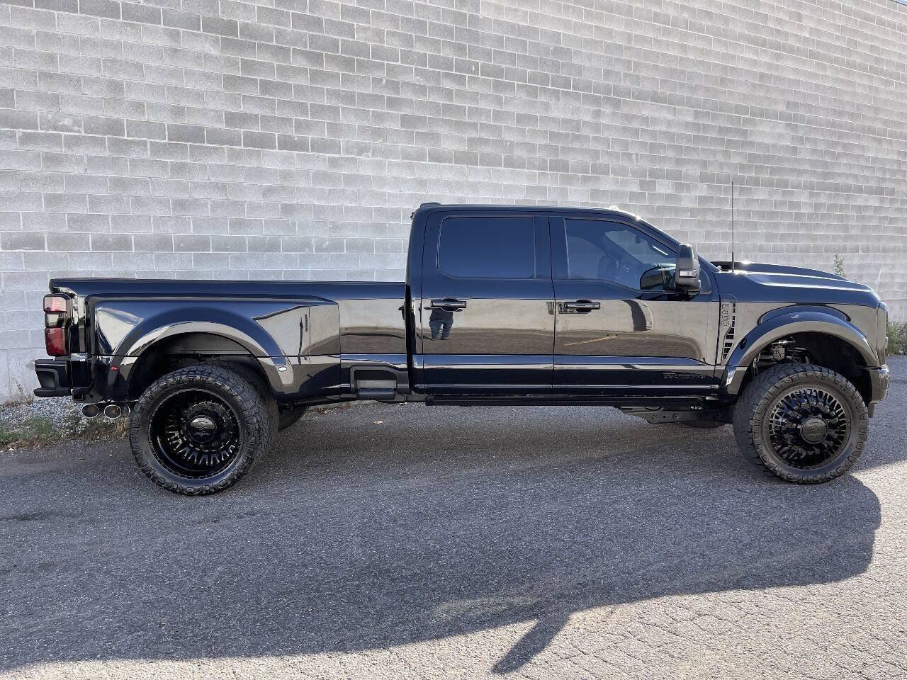 Used 2024 Ford F450 Platinum AWD/4WD image 9
