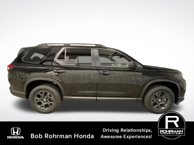 New 2026 Honda Pilot TrailSport image 9