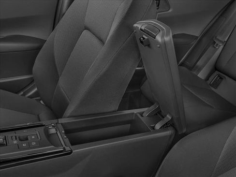 New 2026 Toyota Prius LE FWD image 10