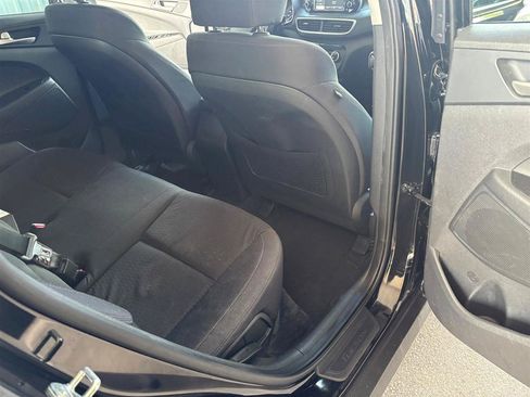 Used 2021 Hyundai Tucson SE FWD image 16