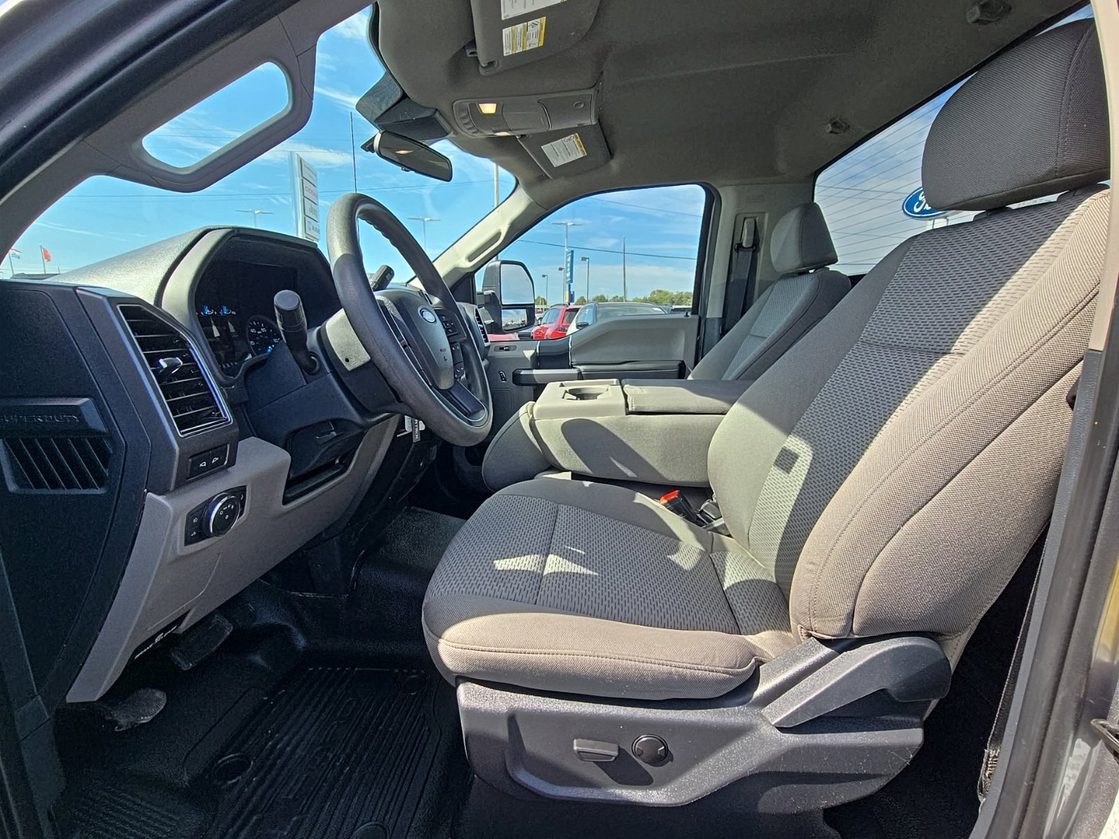 Used 2022 Ford F350 XLT w/ XLT Value Package AWD/4WD image 9