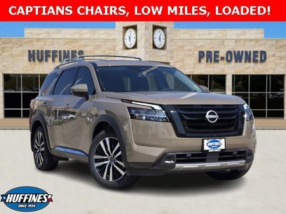 Used 2023 Nissan Pathfinder Platinum