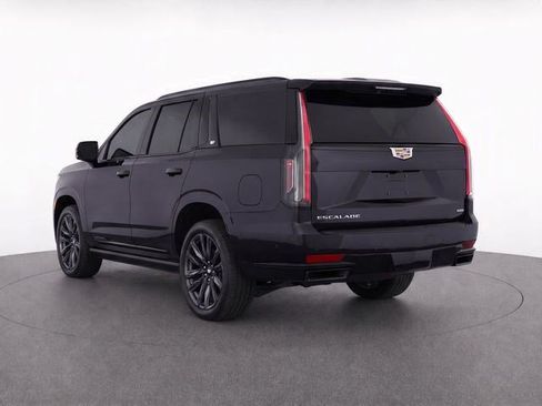 Used 2024 Cadillac Escalade Sport AWD/4WD image 5