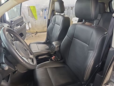 Used 2017 Jeep Compass High Altitude AWD/4WD image 14