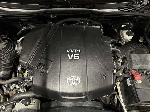 Used 2012 Toyota Tacoma 4x4 Double Cab w/ TRD Sport Pkg image 12