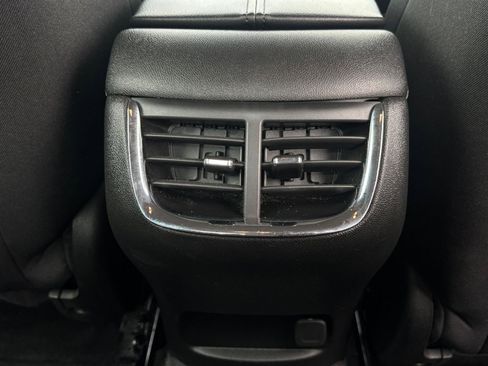 Used 2024 Chevrolet Malibu LT FWD image 23