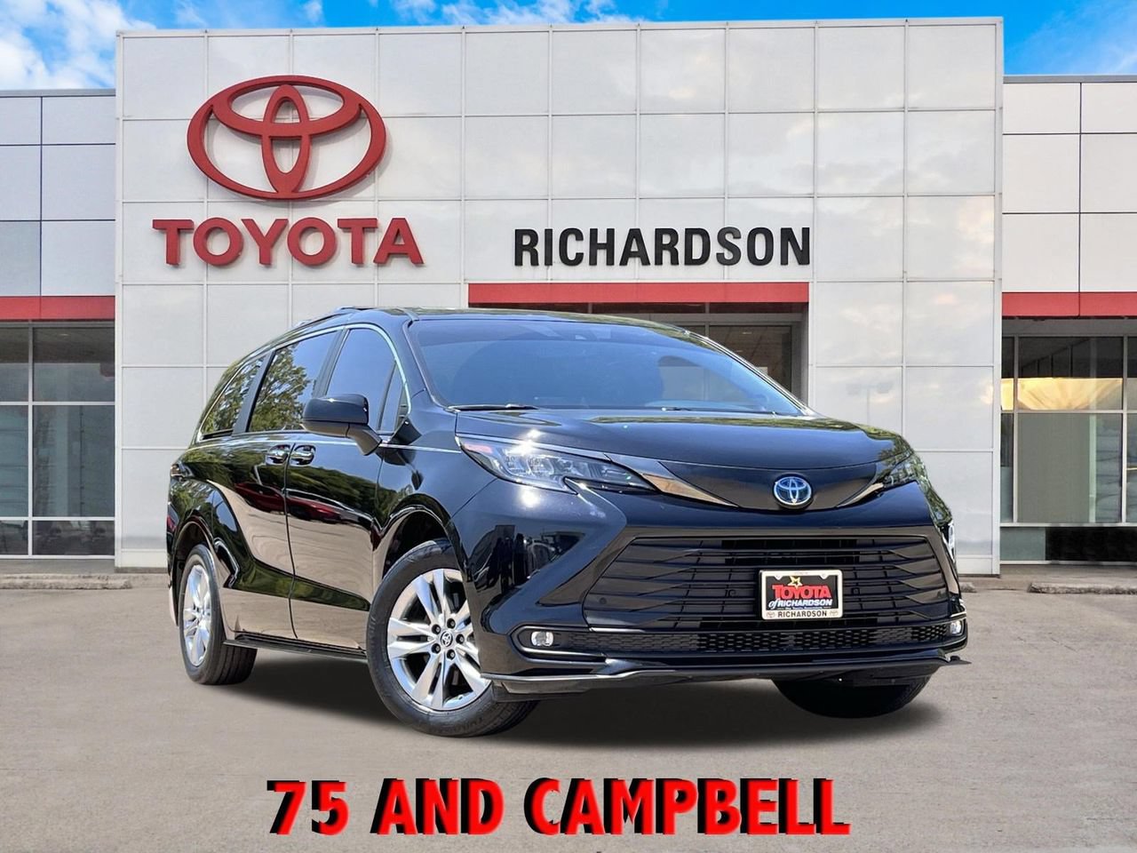 Used 2023 Toyota Sienna XLE Woodland Edition AWD/4WD image 1