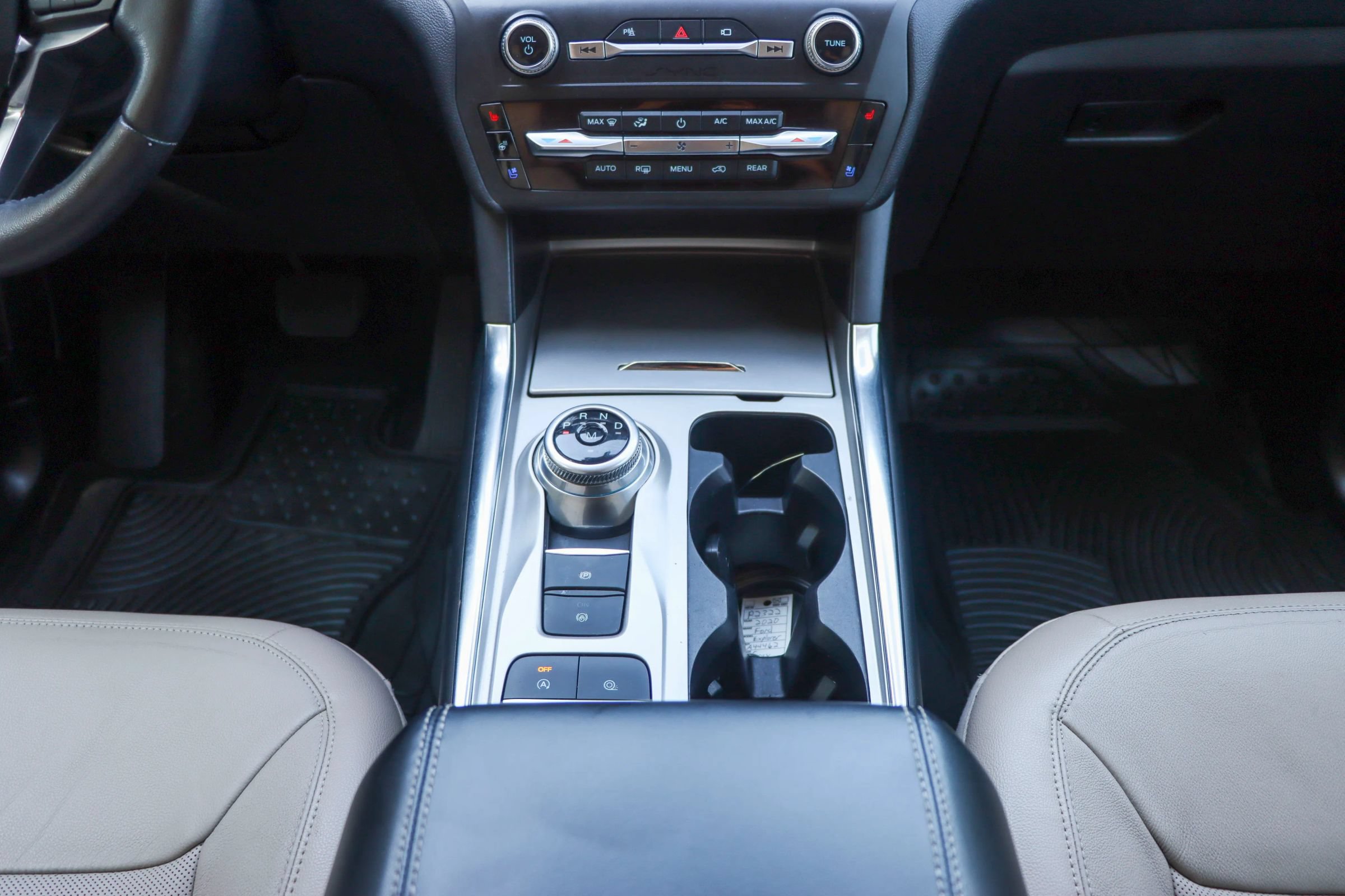 Used 2020 Ford Explorer Limited RWD image 30