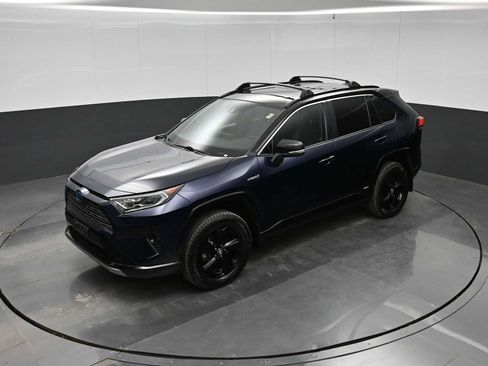 Used 2021 Toyota RAV4 XSE AWD/4WD image 26