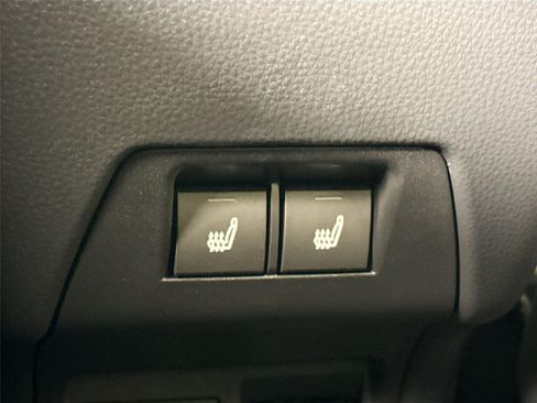 New 2026 Toyota Prius Plug-In Hybrid FWD image 43