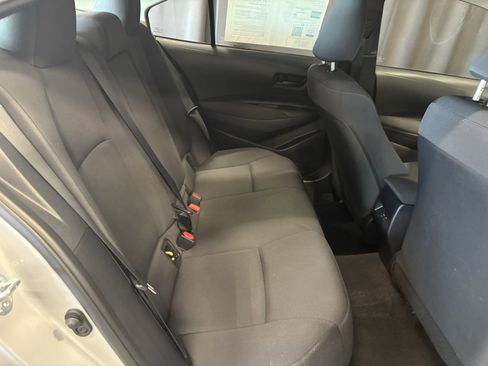 Used 2024 Toyota Corolla LE image 33