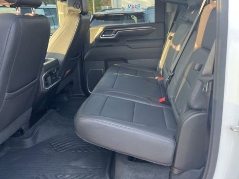 Used 2024 Chevrolet Silverado 2500 LTZ w/ LTZ Plus Package image 10