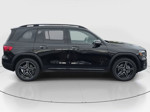 New 2026 Mercedes-Benz GLB 250 image 4