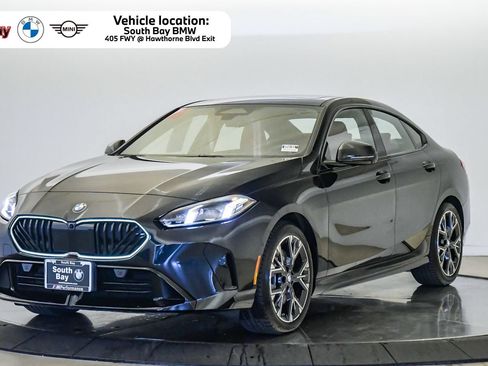 Used 2026 BMW 228i xDrive w/ Technology Package AWD/4WD image 1