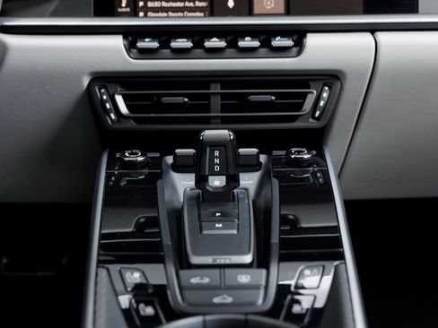 Used 2021 Porsche 911 Turbo S image 24